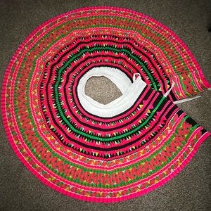 Brand new Hmoob lees skirt size 39x20.7!